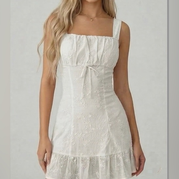 Boho Floral Mini Dress - Square Neck Fit & Flare White - Picture 8 of 12